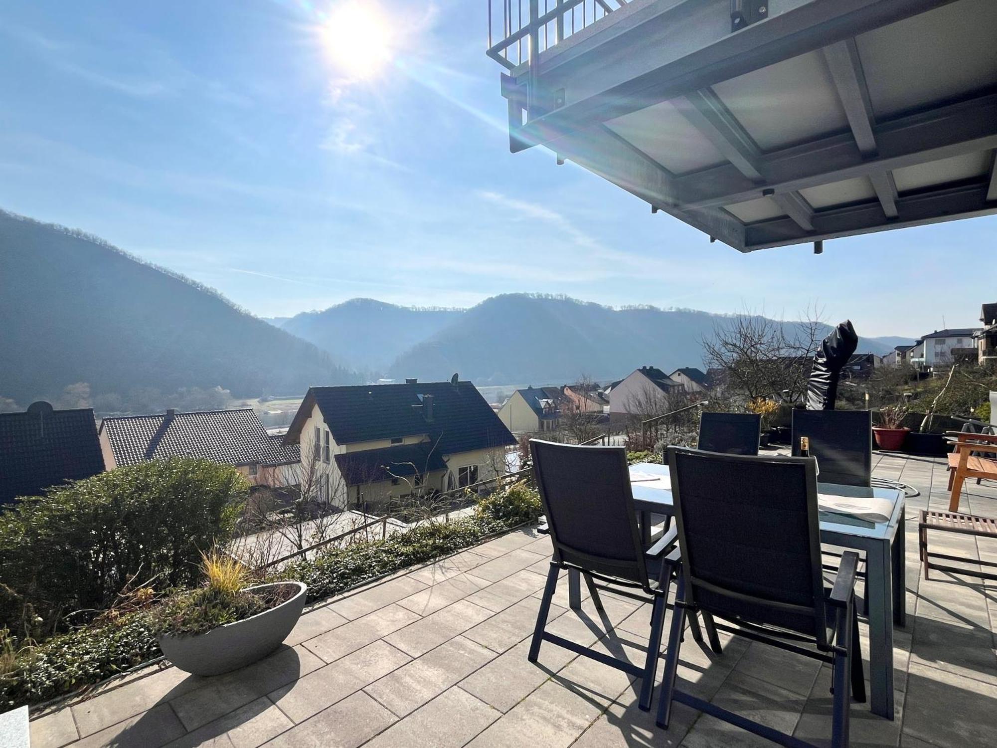 Ferienwohnung Sonnenterrasse, 1-4 Personen, 2 Schlafzimmer, Grosse Terrasse Müden Exterior foto
