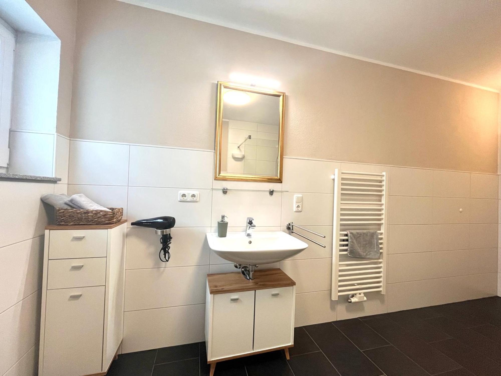 Ferienwohnung Sonnenterrasse, 1-4 Personen, 2 Schlafzimmer, Grosse Terrasse Müden Exterior foto