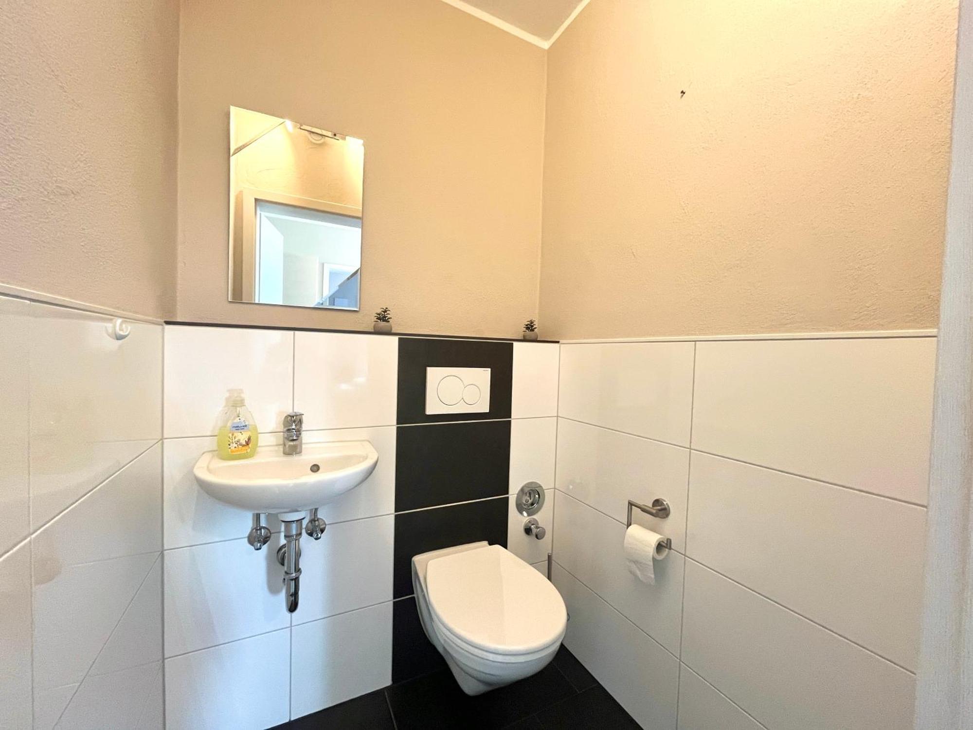 Ferienwohnung Sonnenterrasse, 1-4 Personen, 2 Schlafzimmer, Grosse Terrasse Müden Exterior foto