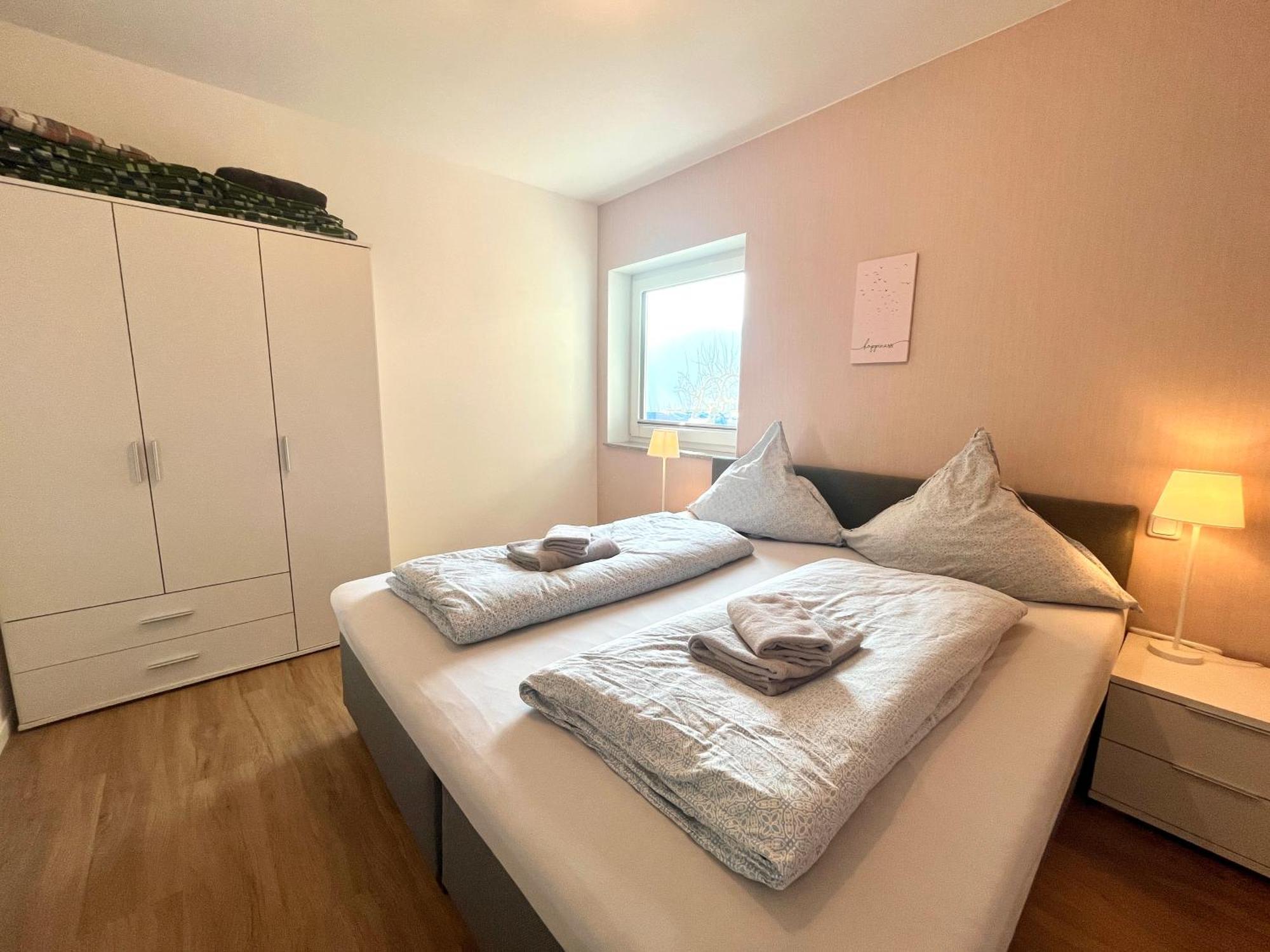 Ferienwohnung Sonnenterrasse, 1-4 Personen, 2 Schlafzimmer, Grosse Terrasse Müden Exterior foto